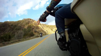 Saluto del motociclista