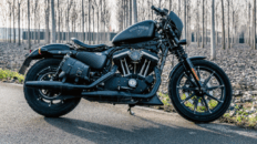 Harley-Davidson 883