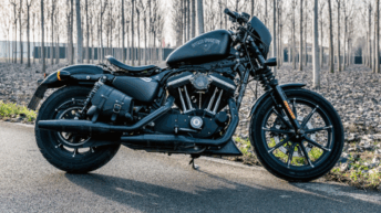 Harley-Davidson 883