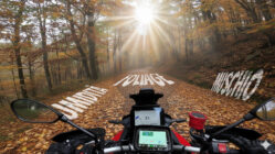 Monte Faito in Moto Nebbia, Curve e Foliage con i Partenopei su Due Ruote